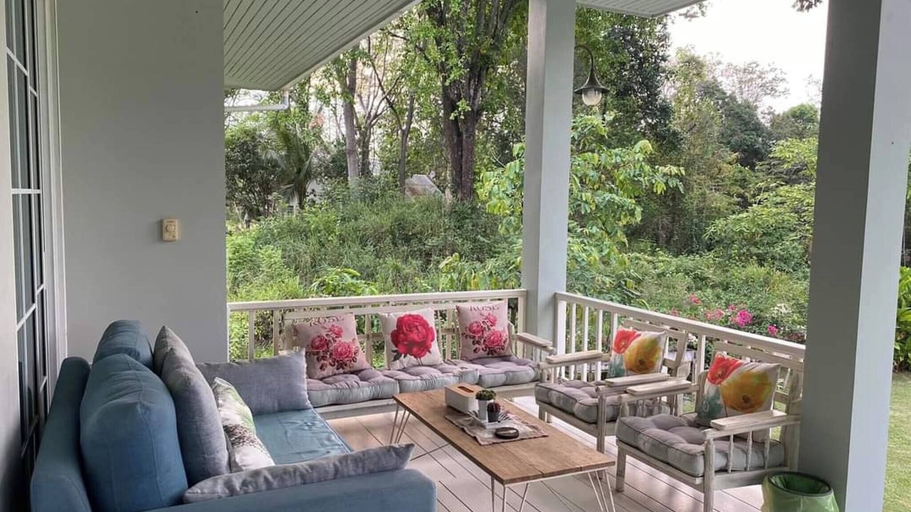 Photo of Patio Balcony in Khanong Phra