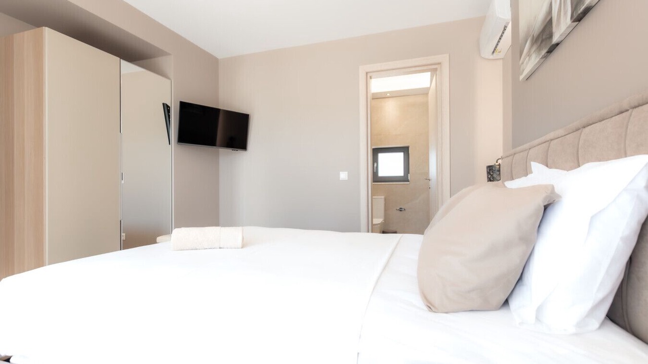 Photo of Bedroom in Nea Propontida