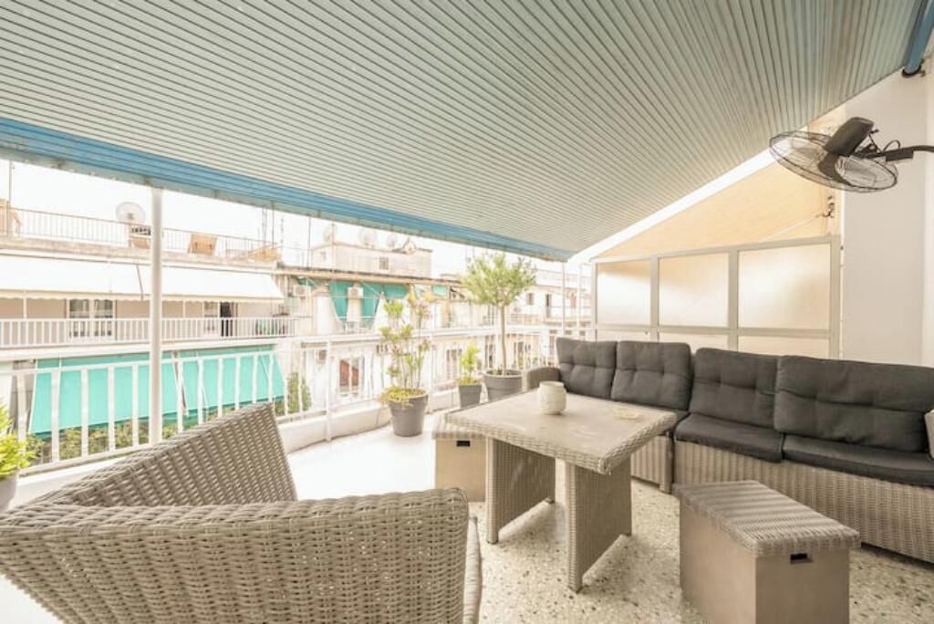 Photo of Patio Balcony in Omonia