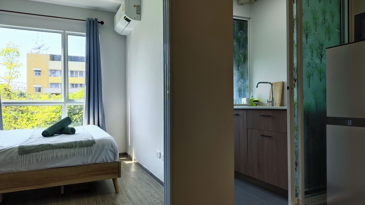 Photo of Bedroom in Phra Khanong