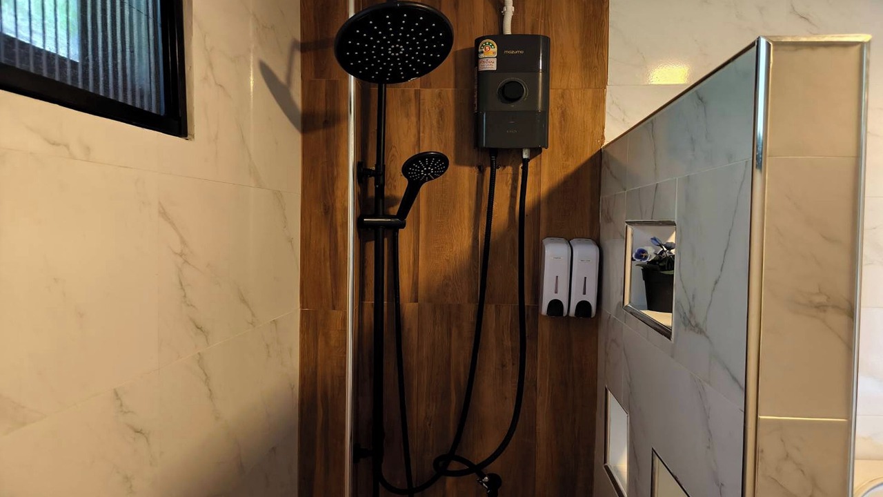 Photo of Bathroom in Phrom Khiri