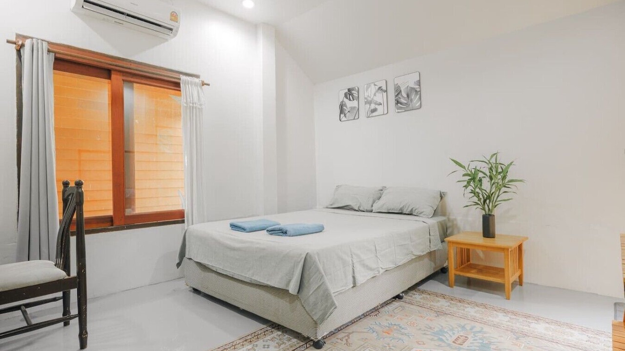 Photo of Bedroom in Thong Sala