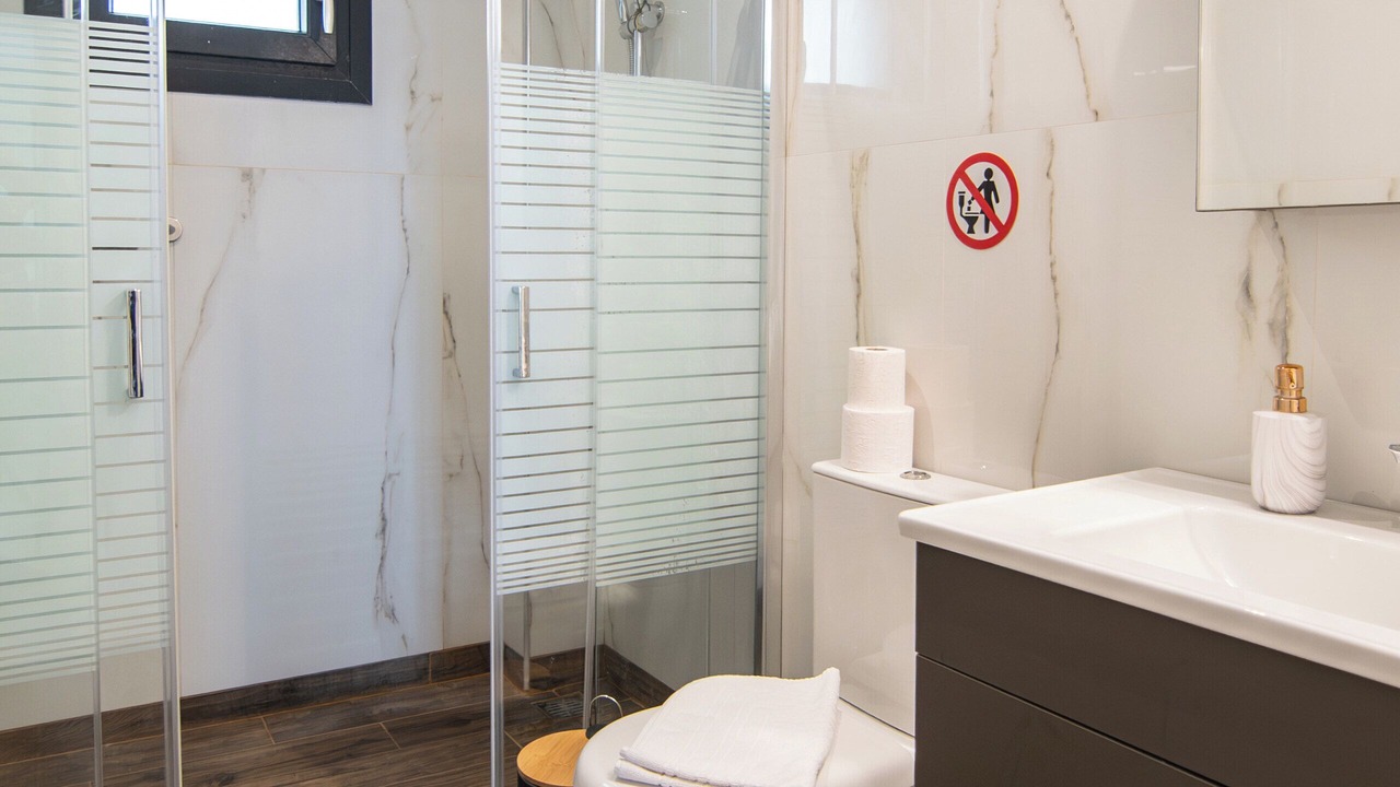 Photo of Bathroom in Alexandroupoli