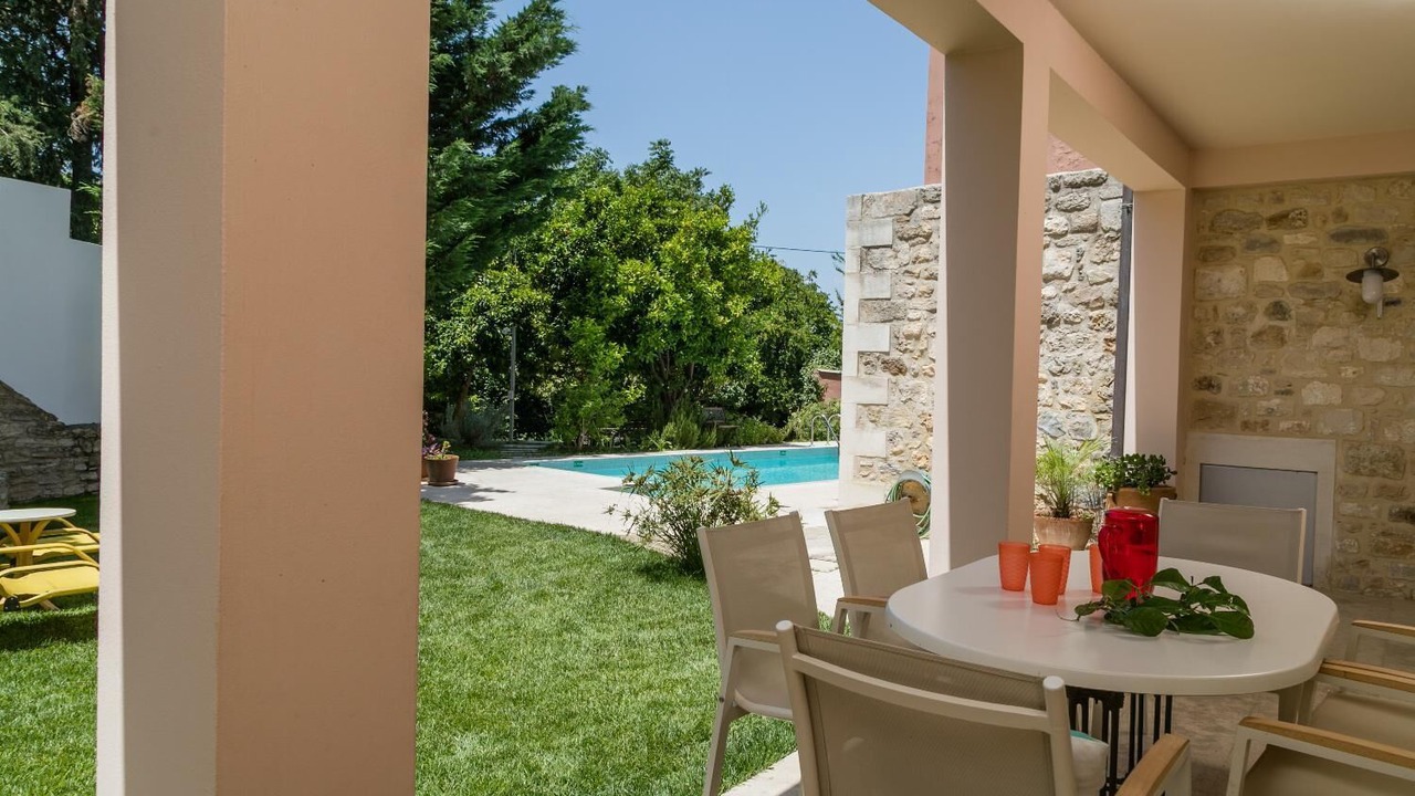 Photo of Outdoor in Armenoi
