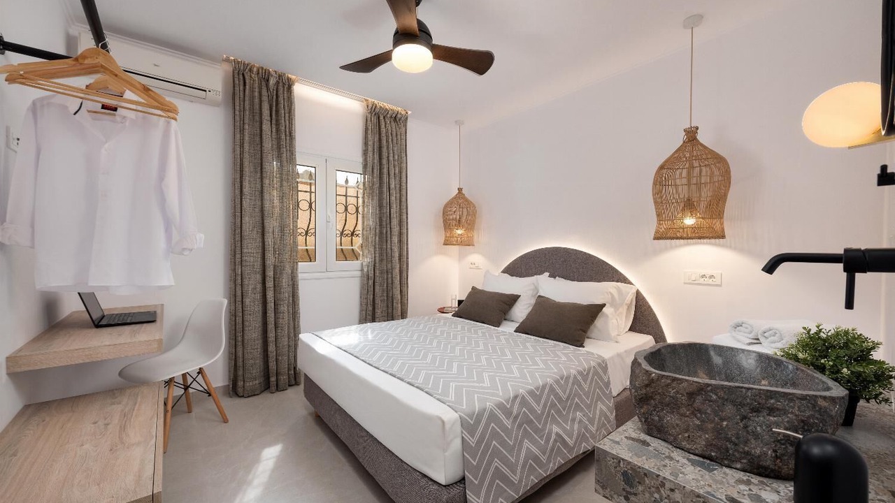 Photo of Bedroom in Paralia Kourna