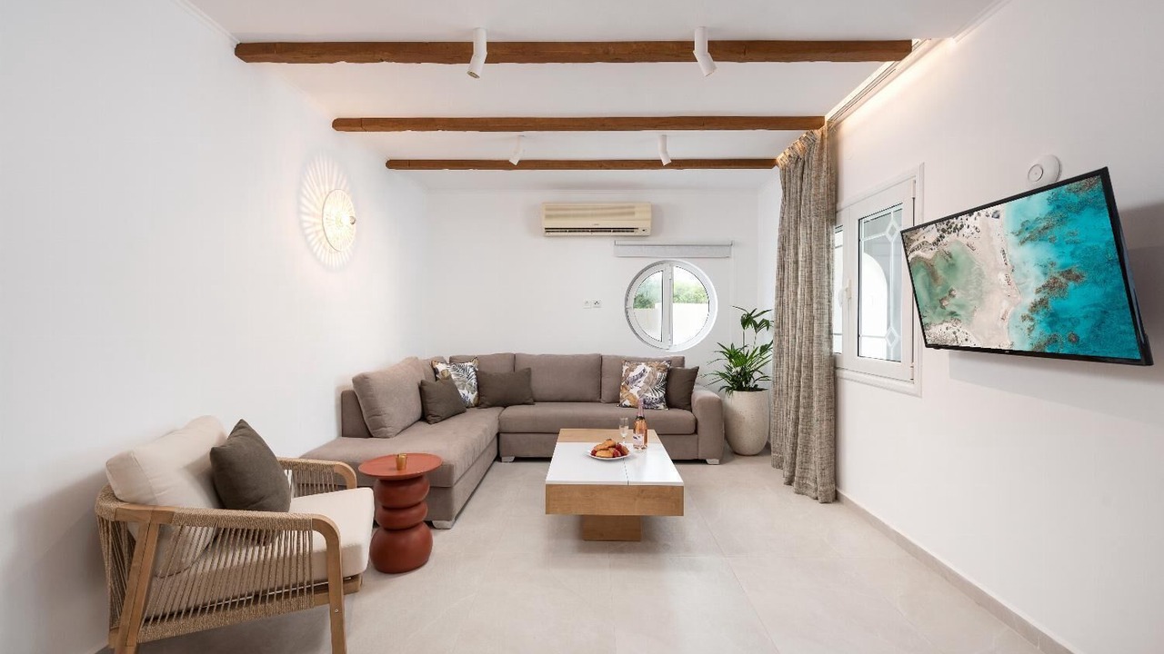 Photo of Livingroom in Paralia Kourna
