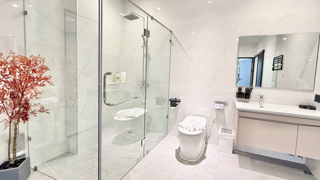 Photo of Bathroom in Wat Ket