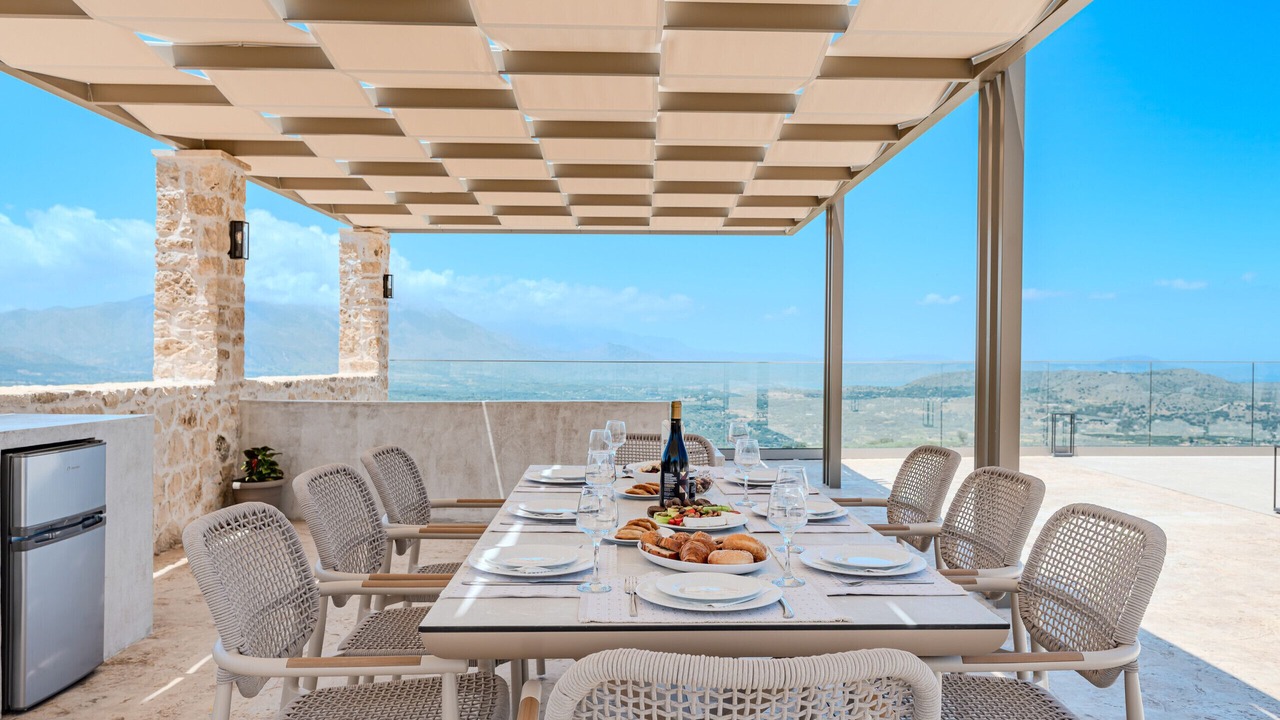 Photo of Outdoor in Monopari