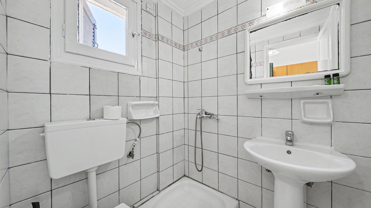 Photo of Bathroom in Kavos
