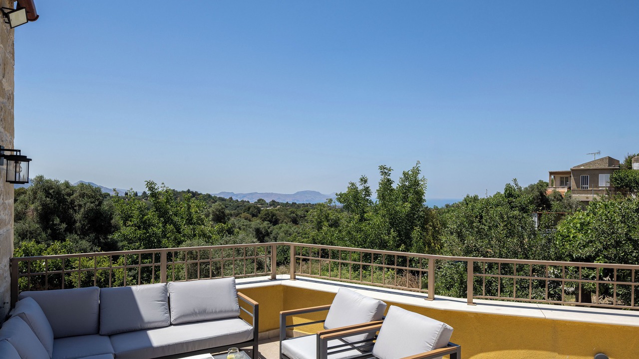 Photo of Outdoor in Monopari