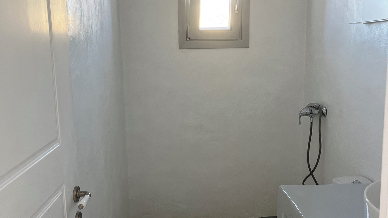 Photo of Bathroom in Platis Gialos