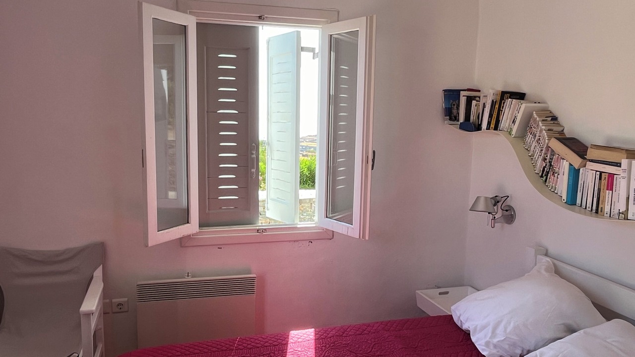 Photo of Bedroom in Platis Gialos