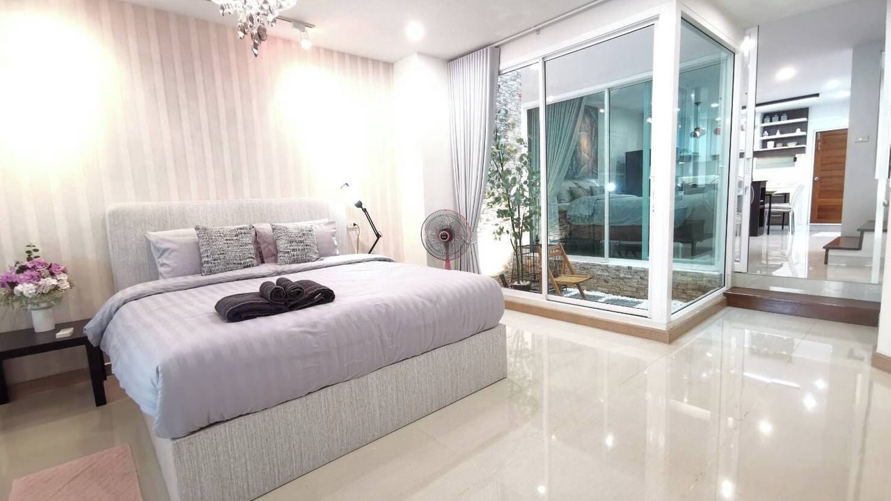Photo of Bedroom in Downtown Krabi