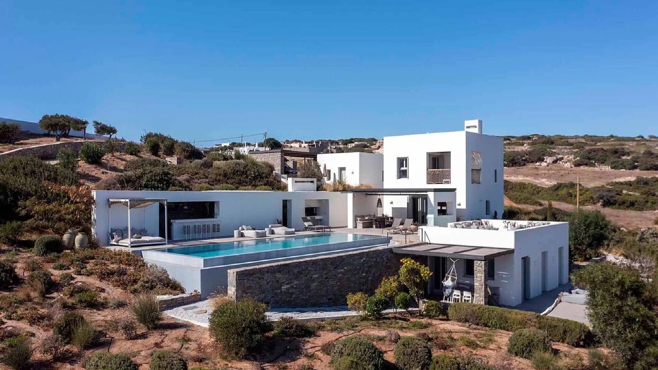 Photo of Others in Paros