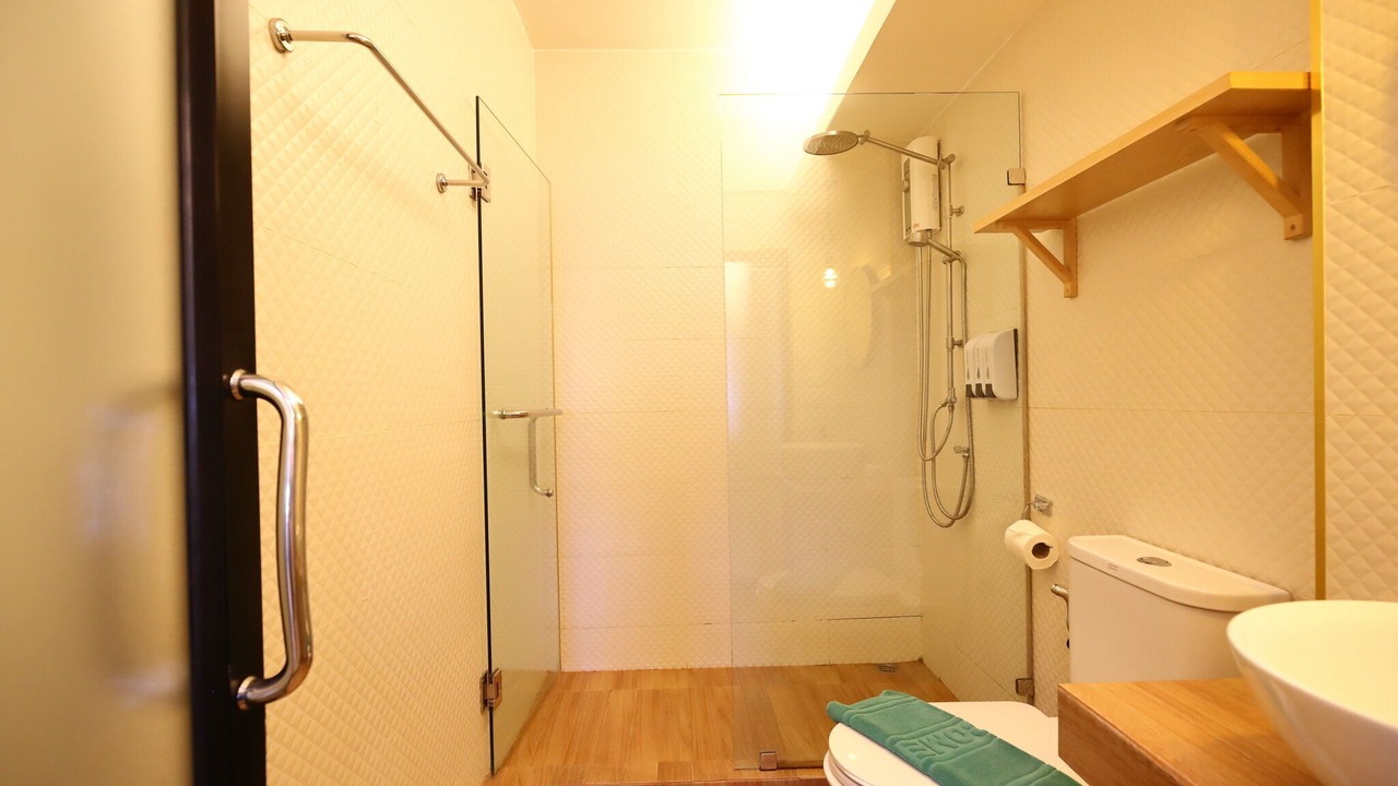 Photo of Bathroom in Old City