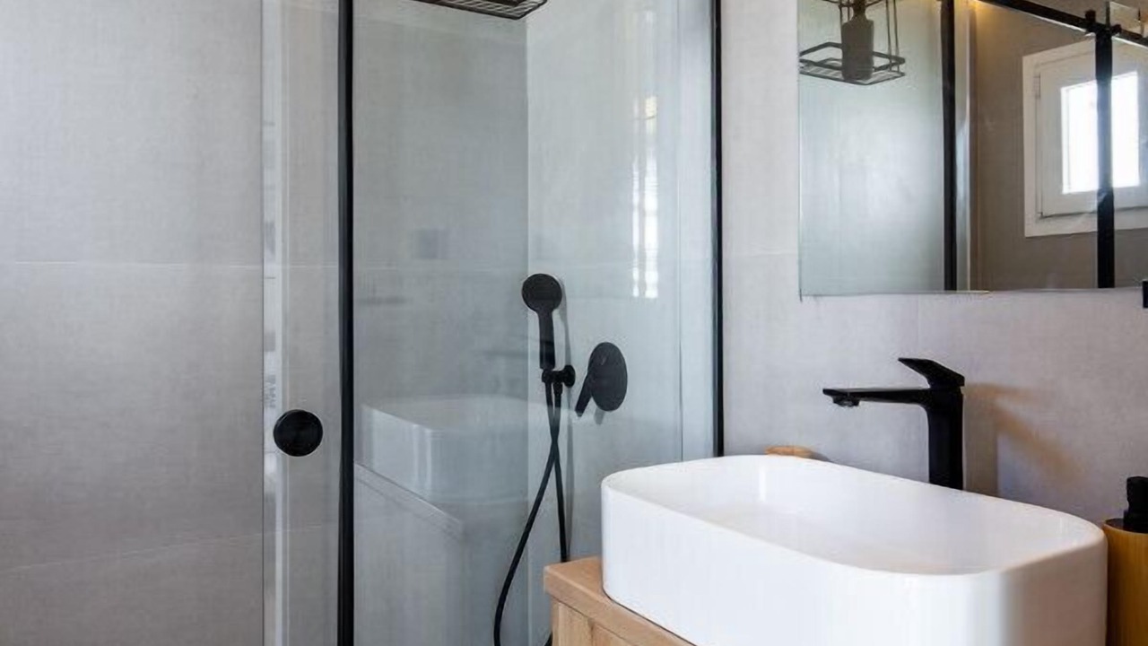 Photo of Bathroom in Petralona