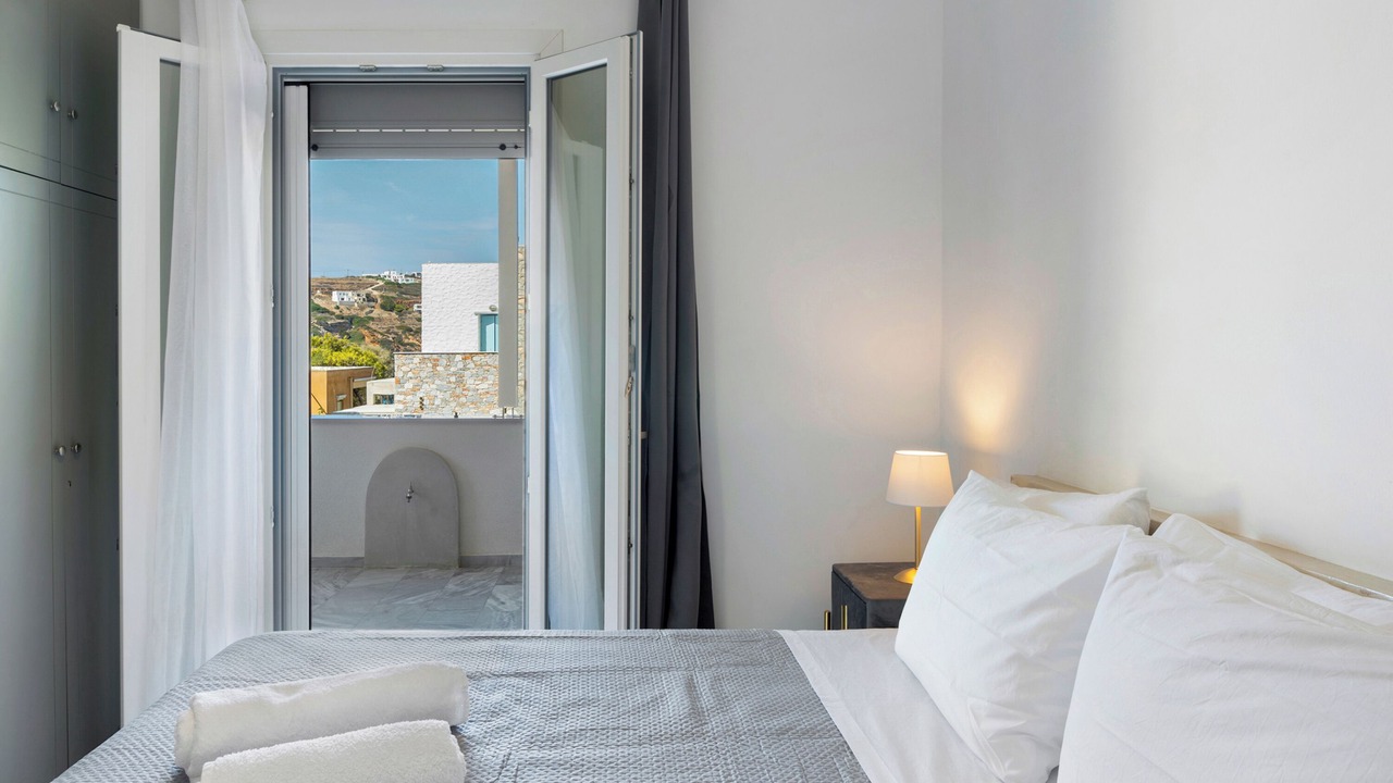 Photo of Bedroom in Kini