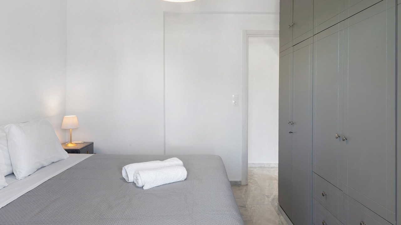 Photo of Bedroom in Kini