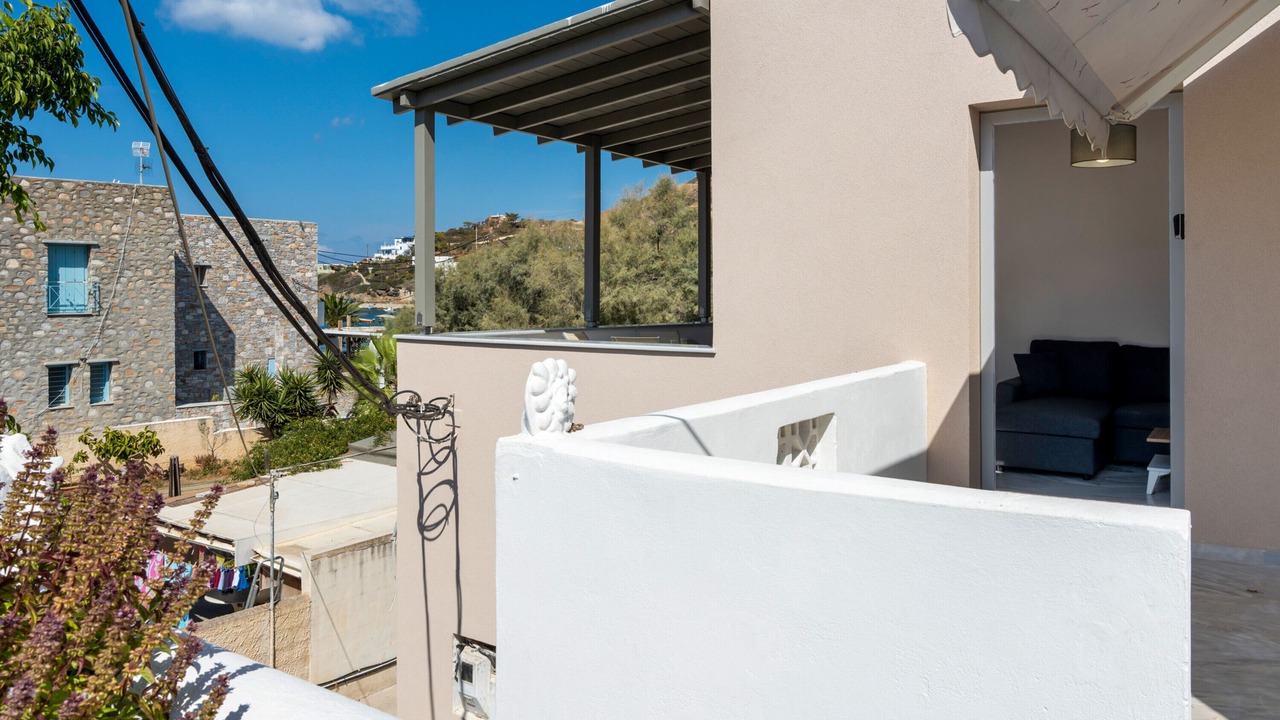 Photo of Outdoor in Kini
