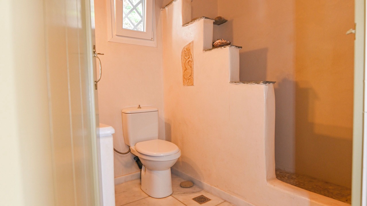 Photo of Bathroom in Kionia