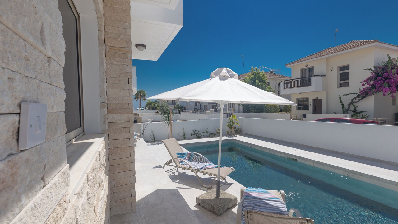 Photo of Outdoor in Pernera
