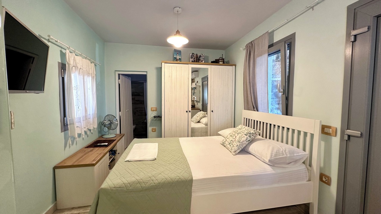 Photo of Bedroom in Atsitsa