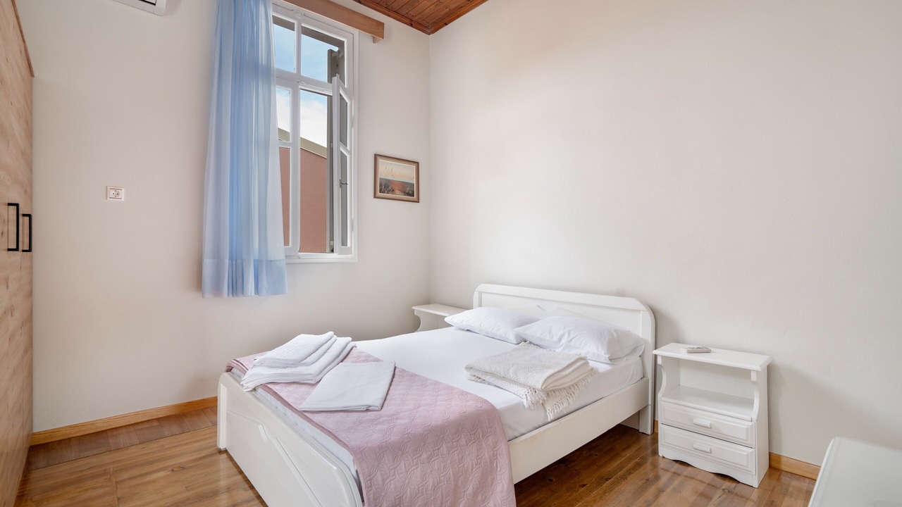 Photo of Bedroom in Sivros