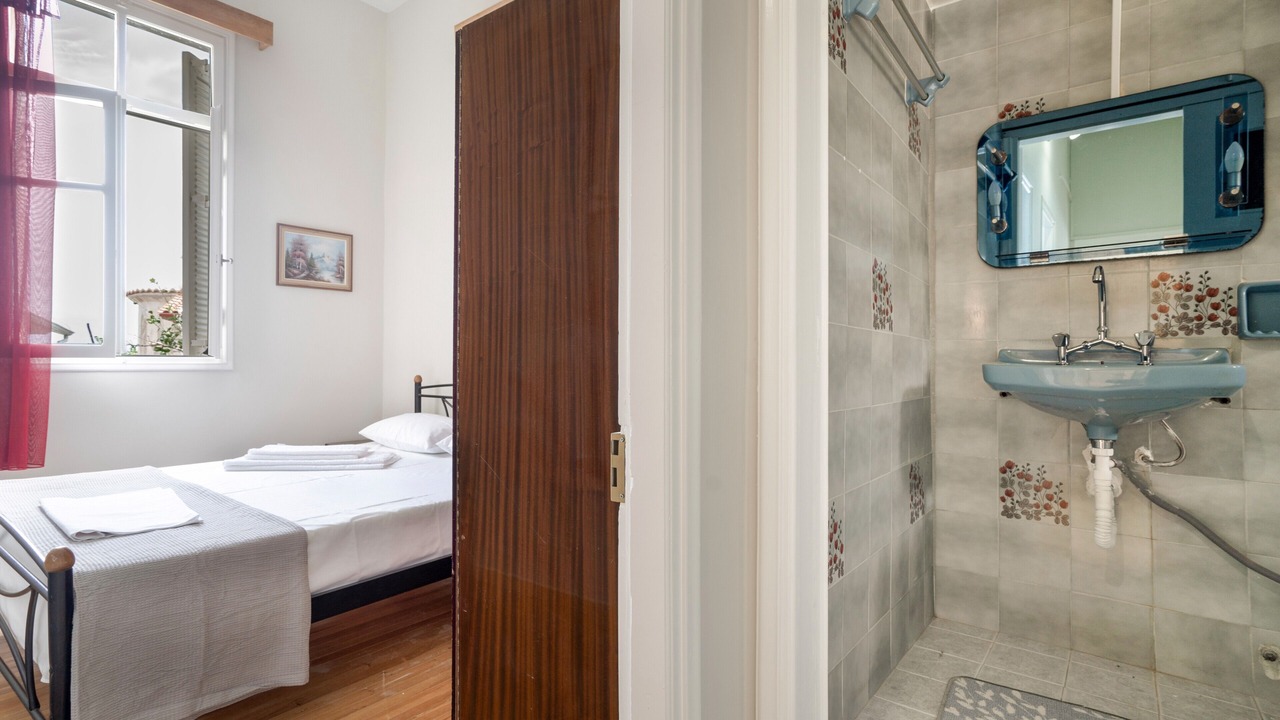 Photo of Bathroom in Sivros