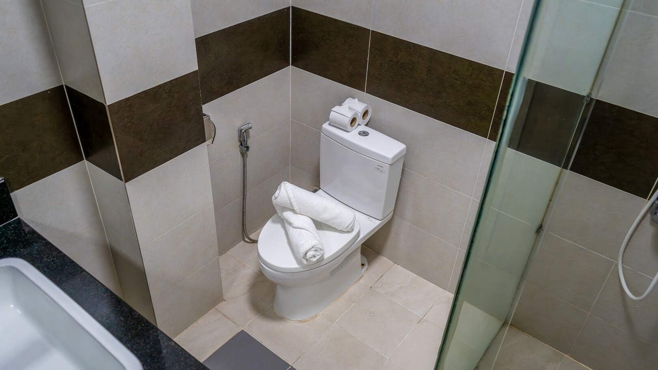 Photo of Bathroom in Chamkar Mon