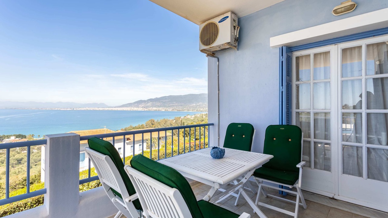 Photo of Patio Balcony in Diasella
