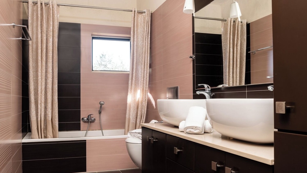 Photo of Bathroom in Argassi