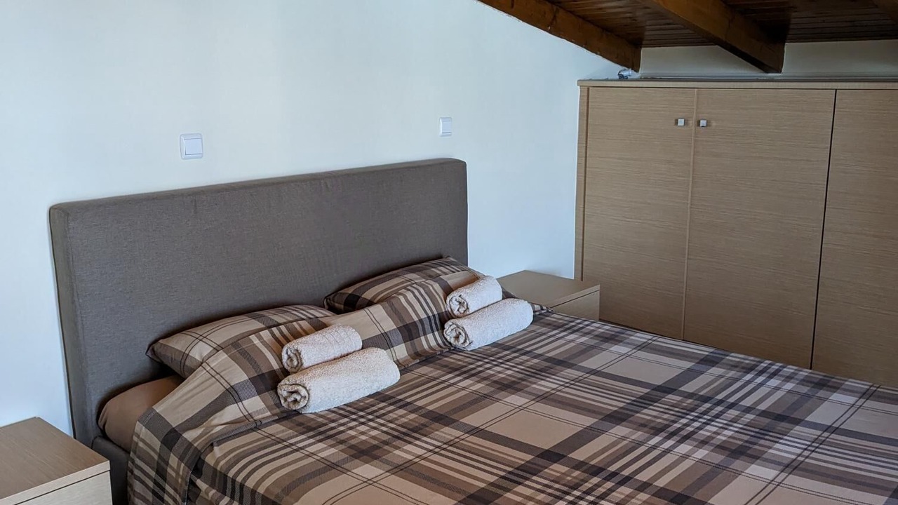 Photo of Bedroom in Kamena Vourla