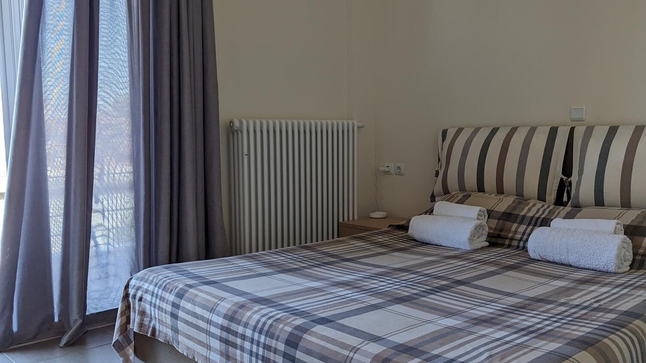 Photo of Bedroom in Kamena Vourla