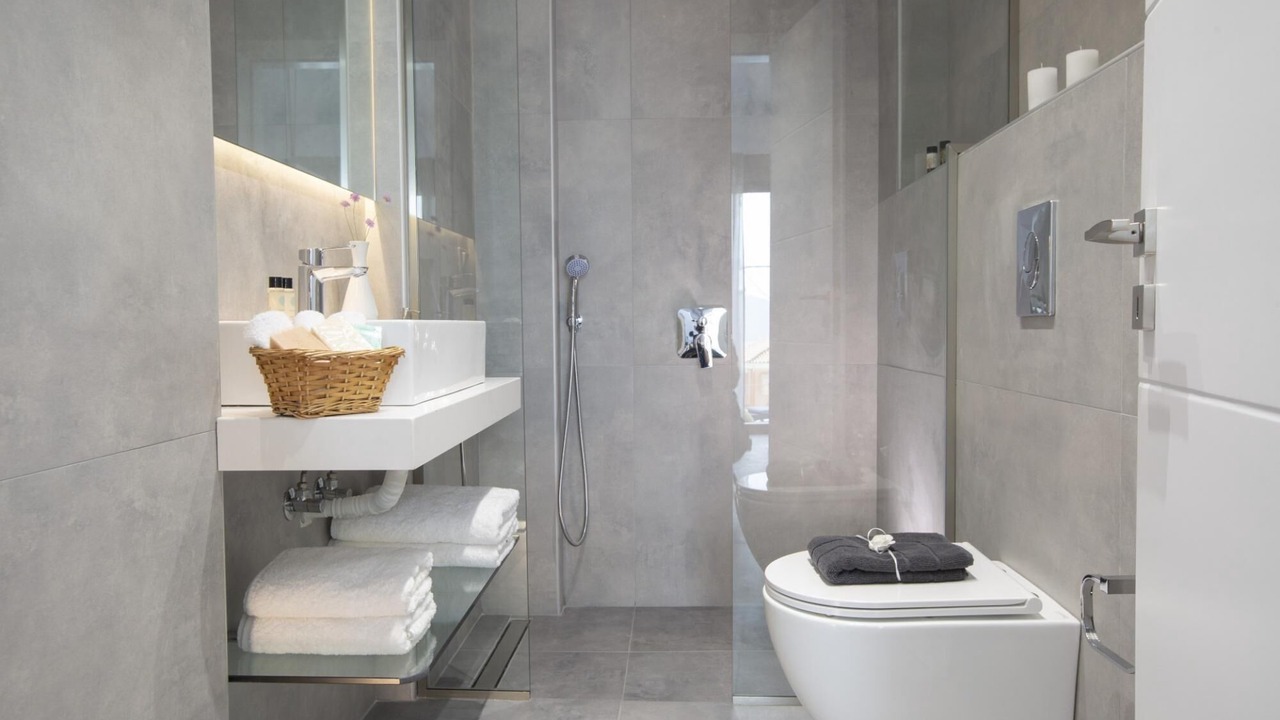 Photo of Bathroom in Apolpaina