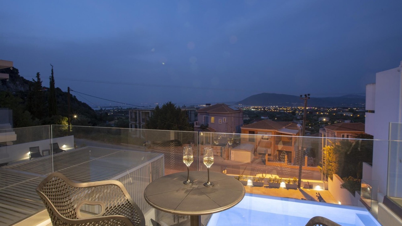 Photo of Outdoor in Apolpaina