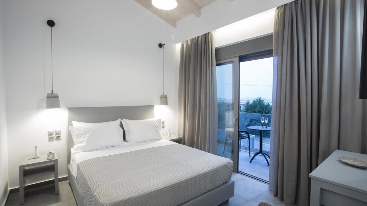 Photo of Bedroom in Apolpaina