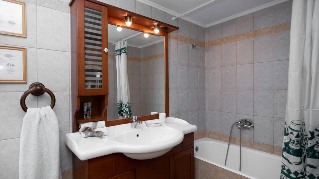 Photo of Bathroom in Chalcis