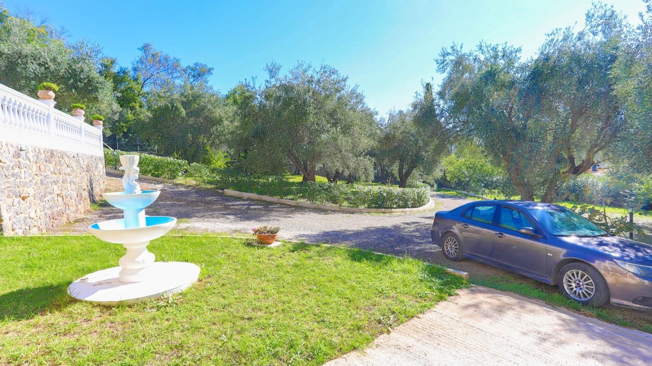 Photo of Outdoor in Ano Korakiana