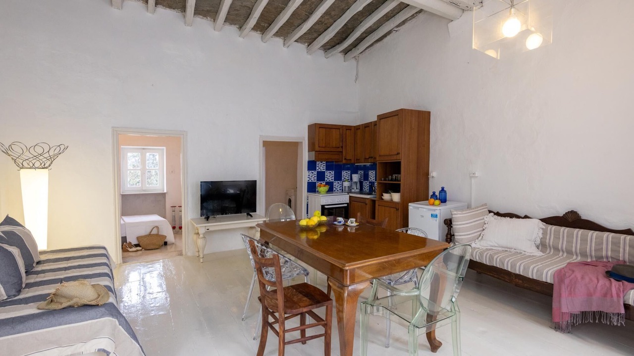 Photo of Livingroom in Panormos