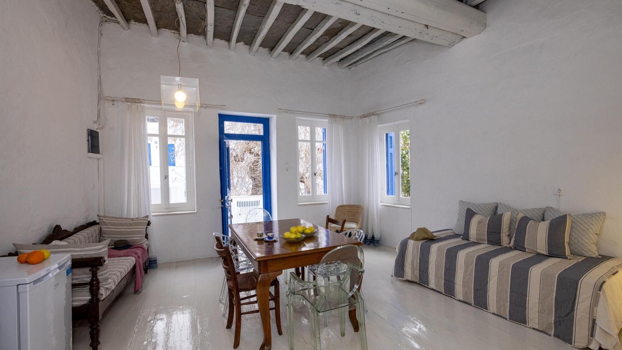 Photo of Livingroom in Panormos