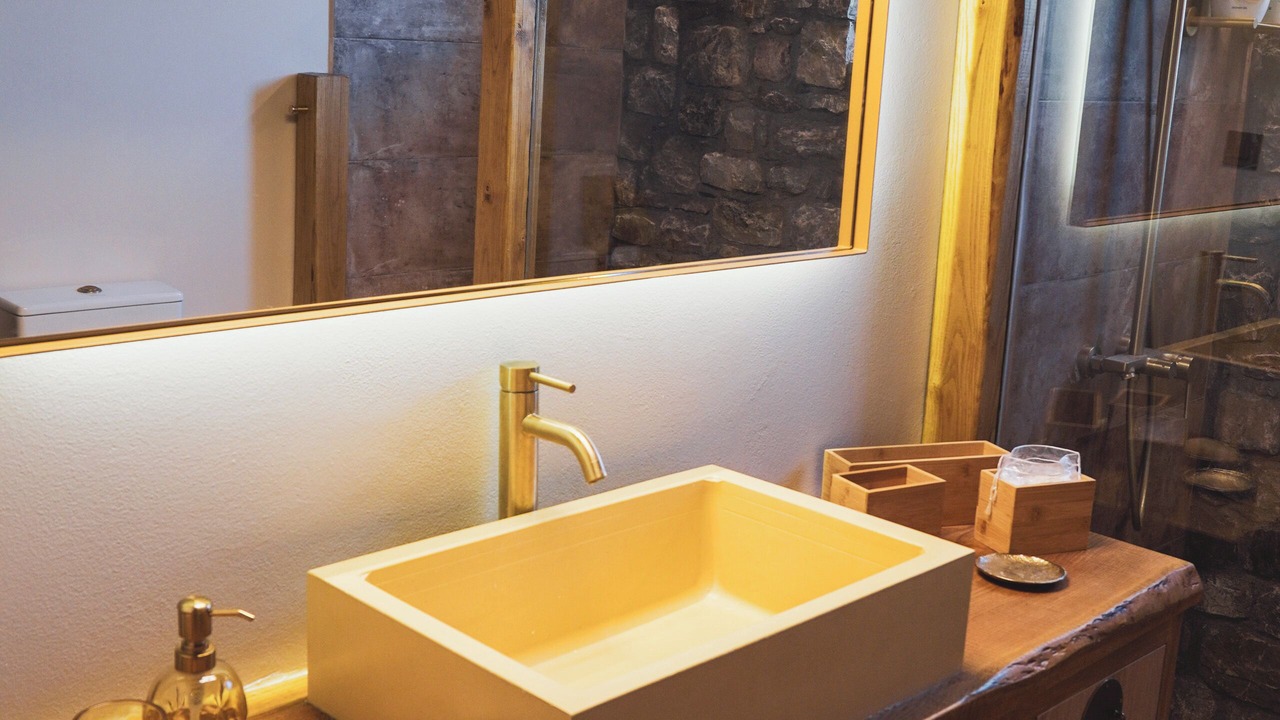 Photo of Bathroom in Aigio