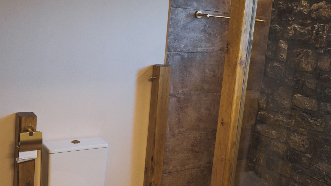 Photo of Bathroom in Aigio