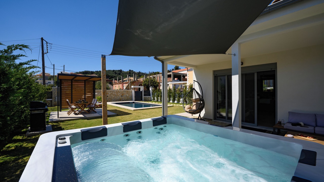 Photo of Patio Balcony in Petriti