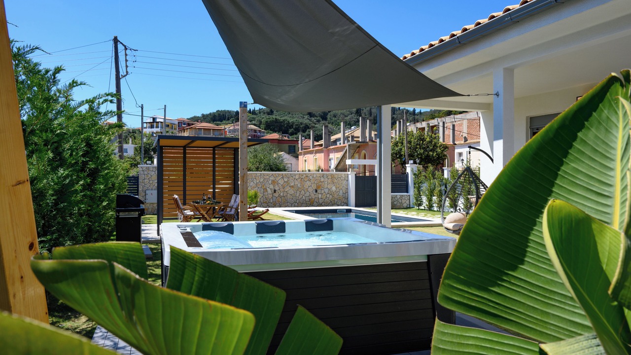 Photo of Patio Balcony in Petriti