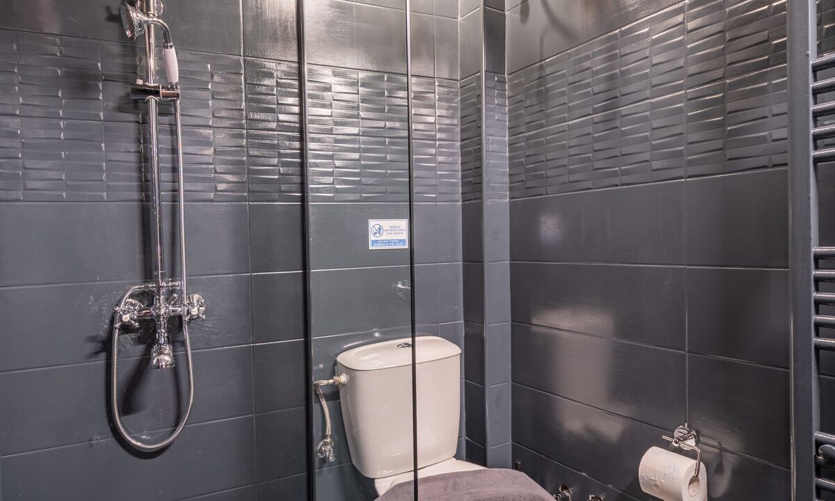 Photo of Bathroom in Nymfaio