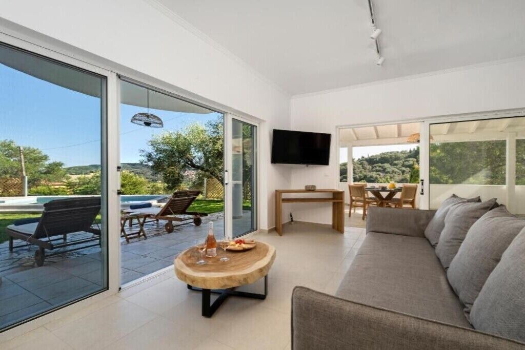 Photo of Livingroom in Petriti