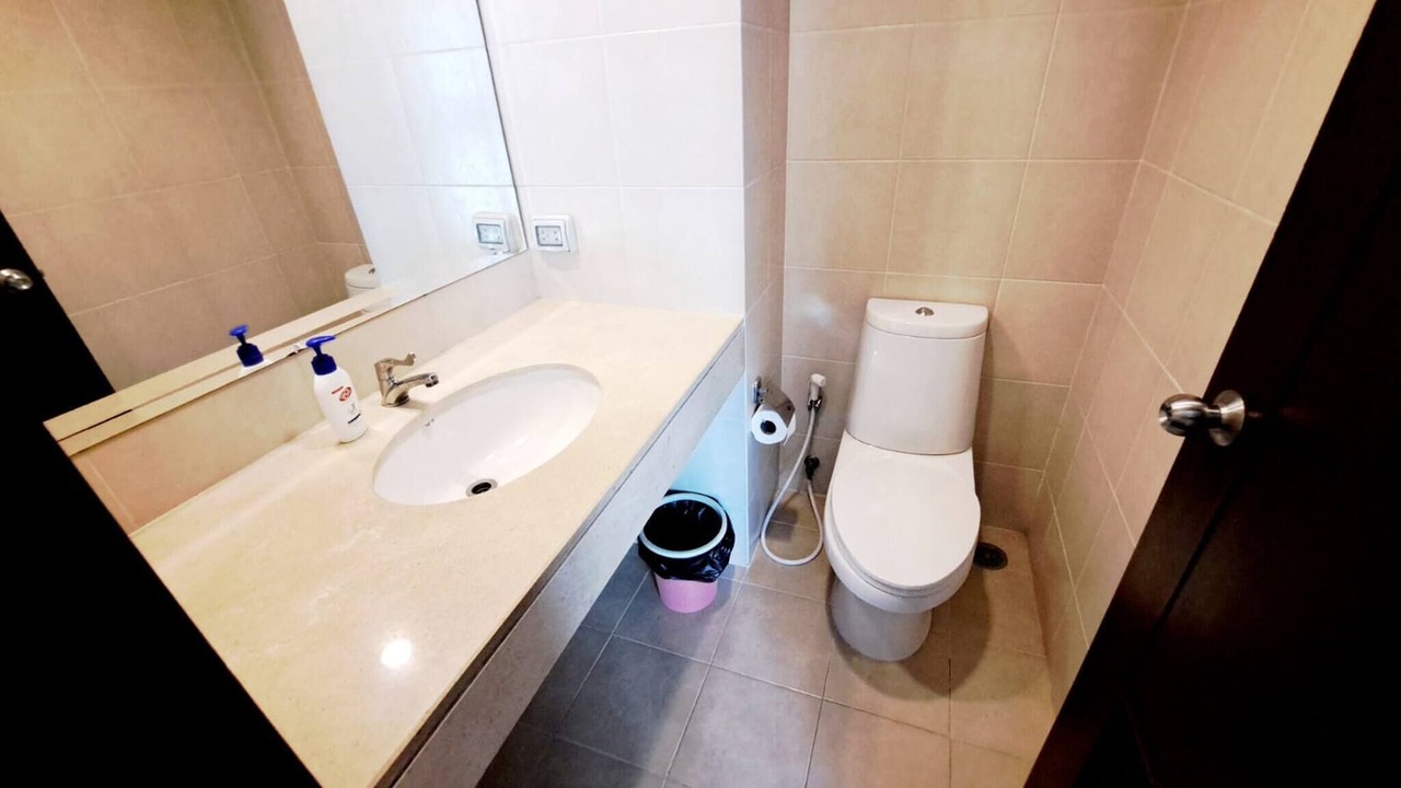 Photo of Bathroom in Khlong Toei Nuea