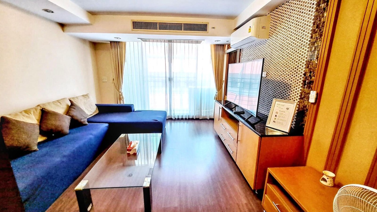 Photo of Livingroom in Khlong Toei Nuea