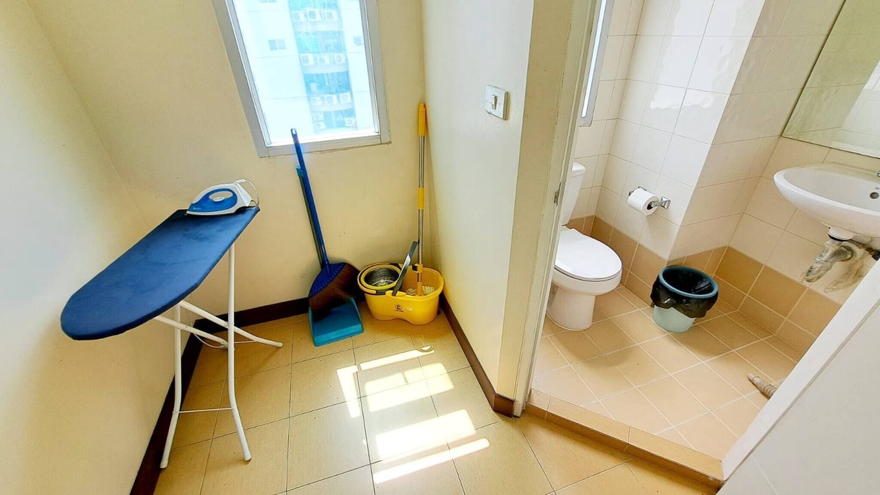 Photo of Bathroom in Khlong Toei Nuea