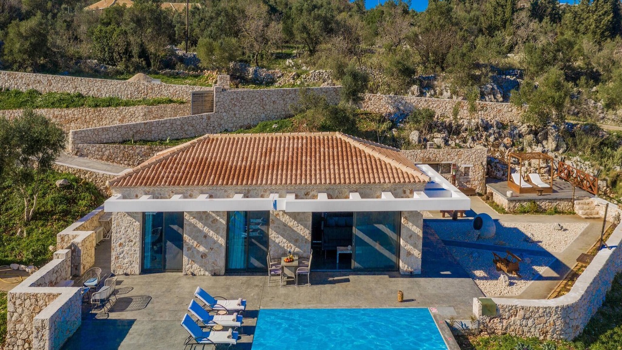 Photo of Outdoor in Skinaria